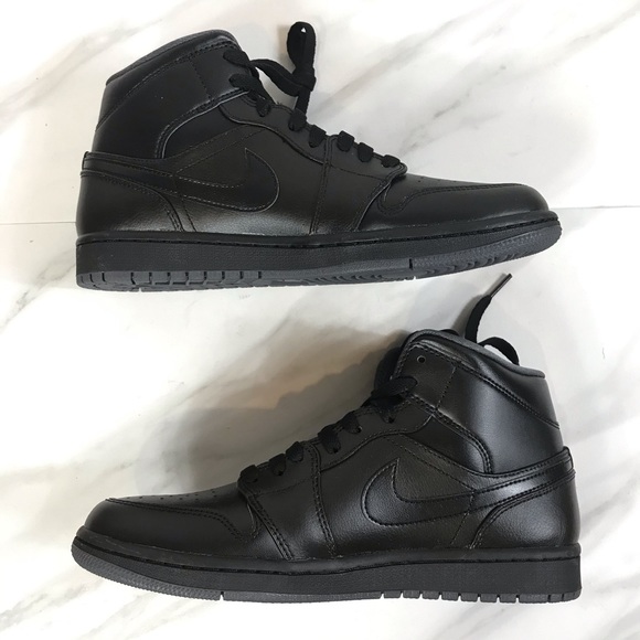 ❌SOLD❌ Jordan 1 All Black/Black/Grey w OG Box - Picture 2 of 8